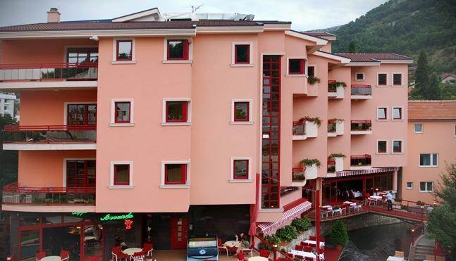 Hotel Bevanda Mostar Exteriör bild